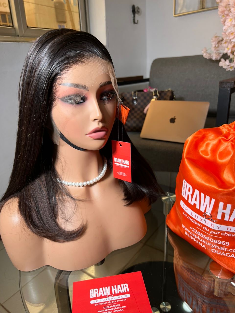 DAS DILEMMA MIT ROHEN HAAREN